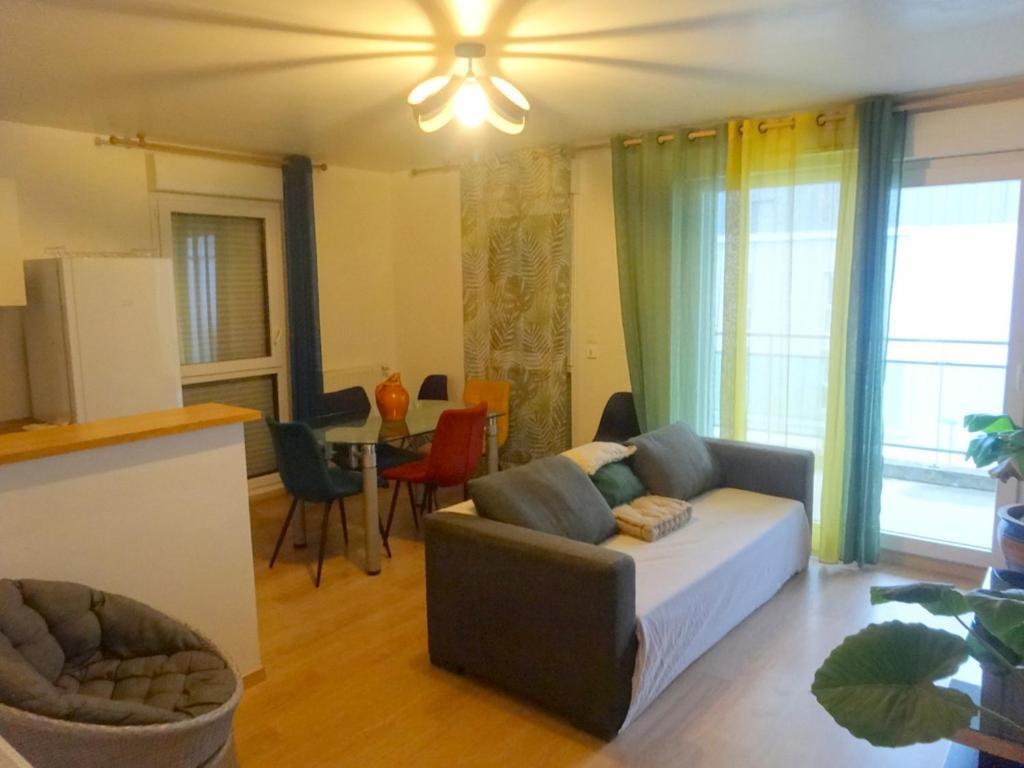 Апартаменти Ambiance Zen-Coliving-Teletravail Сесон-Севіньє Екстер'єр фото